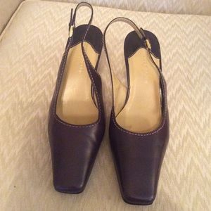 Liz Claiborne Brown sling back heals